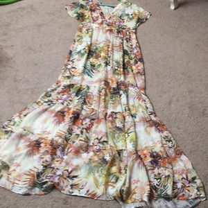 BLACK FRIDAY SPECIAL! Zara floral maxi dress